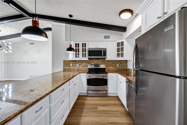 Building Photo - 6215 Donegal Dr