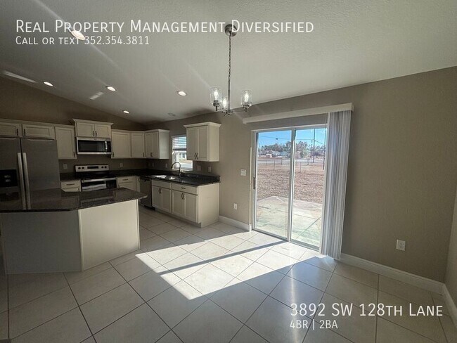 Building Photo - 3892 SW 128th Ln