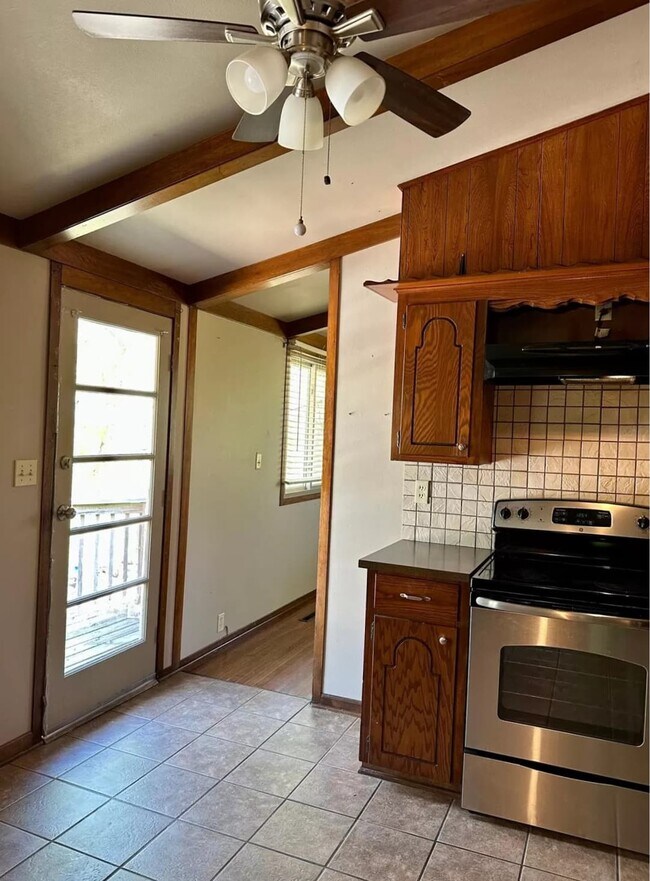 Kitchen backdoor to deck - 9108 S Buckner Tarsney Rd