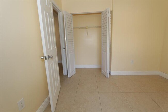 Building Photo - 2987 NW 110th Ave