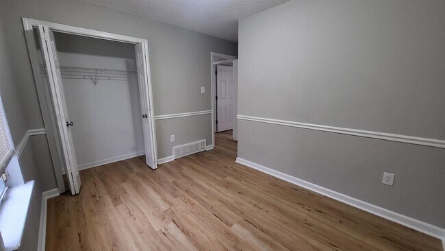 Building Photo - 6903 Gallop Dr