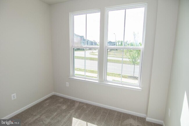 Building Photo - 9376 Tanfield Dr