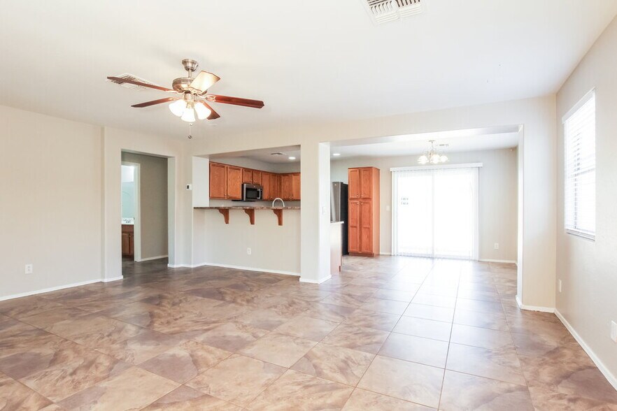 Building Photo - 5422 S Dove Valley