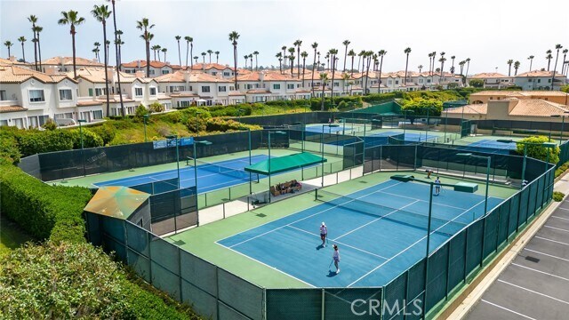 Building Photo - 11 Wimbledon Ct