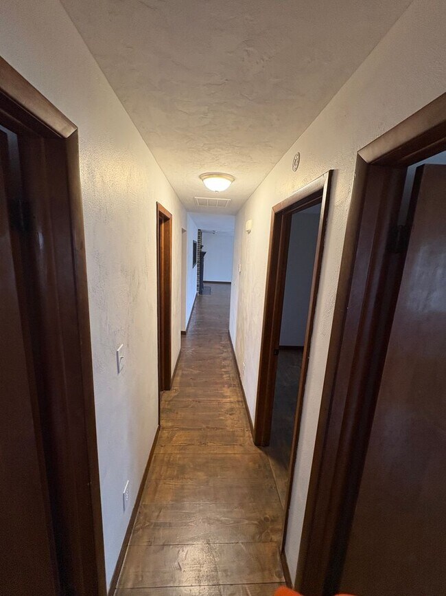 Building Photo - Updated Three Bedroom Single Family Home in Alexandria, Indiana