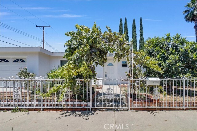 Building Photo - 18515 Los Machos Dr