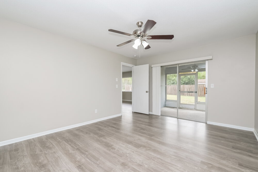 Building Photo - 10142 Bannister St