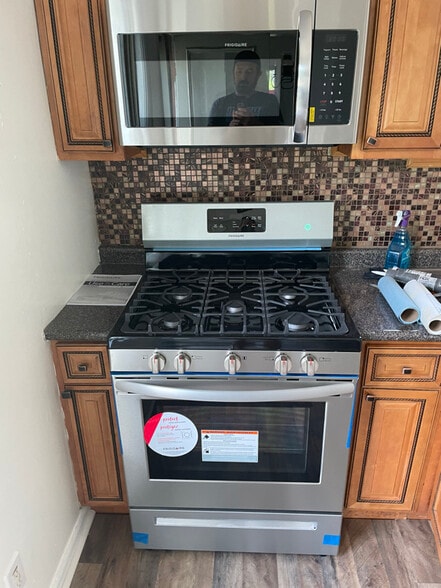 Building Photo - 1127 Fort Hunter Rd