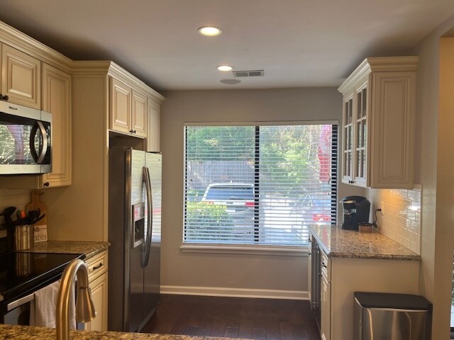 359A Spoonbill Ln Mt Pleasant, SC 29464- 2 Bedroom 2.5 Bath End Unit Town Home for Rent - 359 Spoonbill Ln
