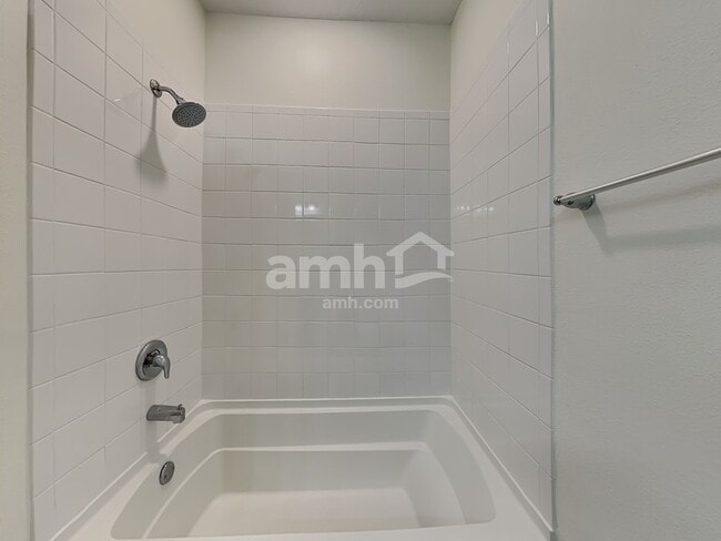 Building Photo - 8634 Firefly Pl