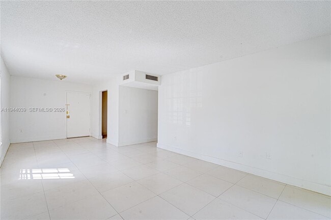 Building Photo - 5102 NW 79th Ave