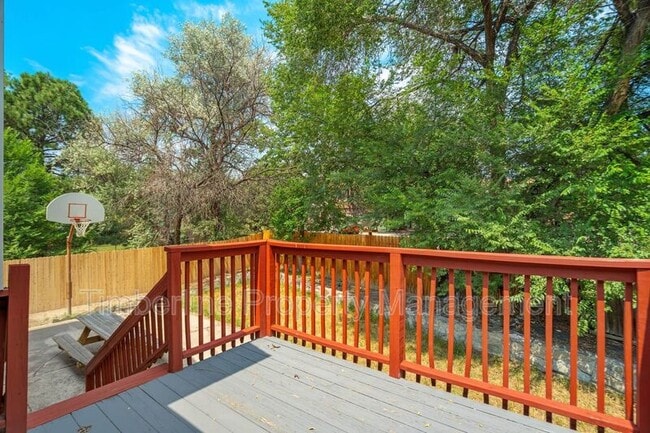Building Photo - 6446 Pulpit Rock Dr
