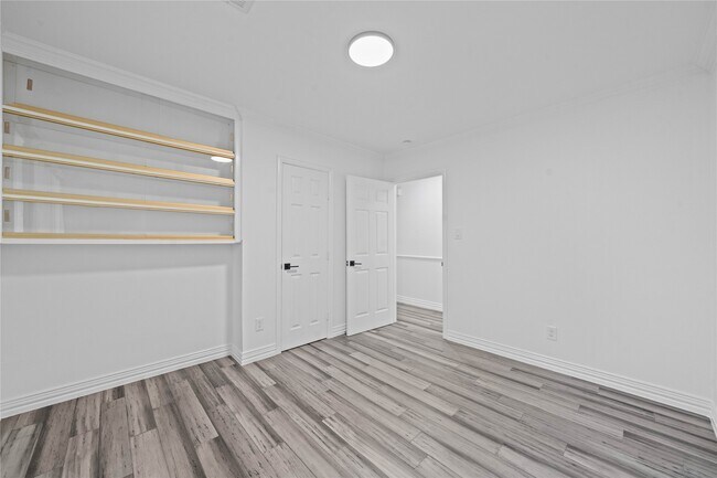 Building Photo - 9022 Quebec Dr