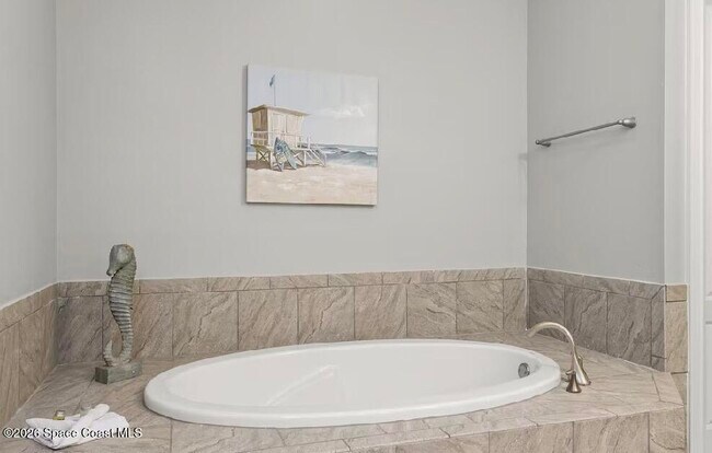 Building Photo - 164 Mediterranean Way