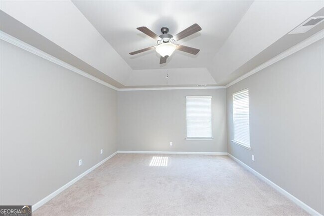 Building Photo - 117 Village Pkwy