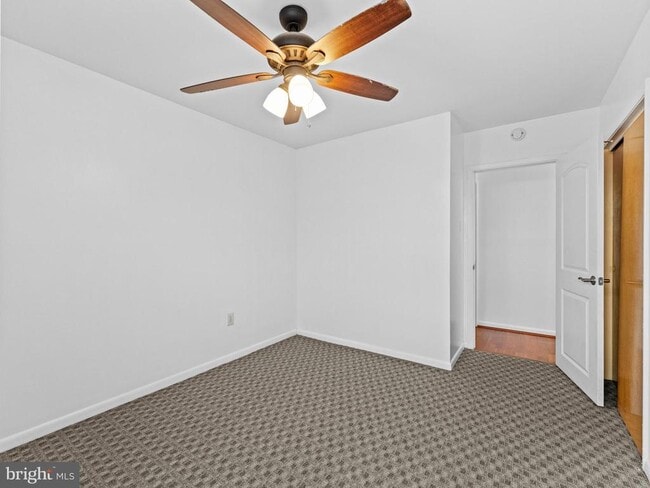 Building Photo - 912 Bergen St