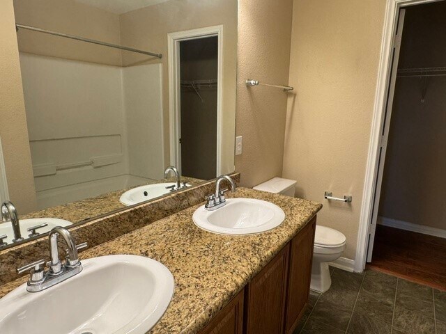 Building Photo - 3817 Shire Valley Dr