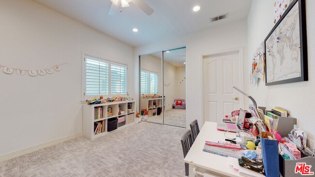 Building Photo - 4950 Densmore Ave