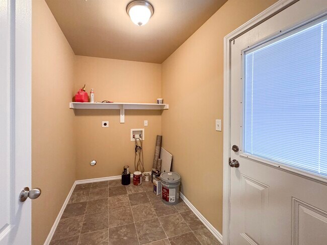 Building Photo - 1525 Cozumel Dr