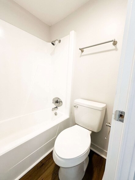 Building Photo - 2421 Madison St