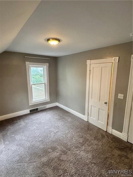 Building Photo - 260 Chestnut St