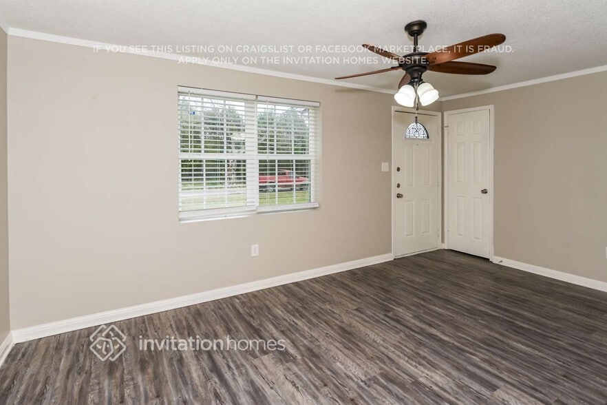 Building Photo - 606 College Mound Rd