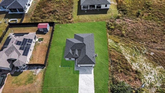 Building Photo - 3210 10th St SW