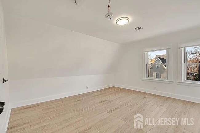 Building Photo - 110 N 17th St