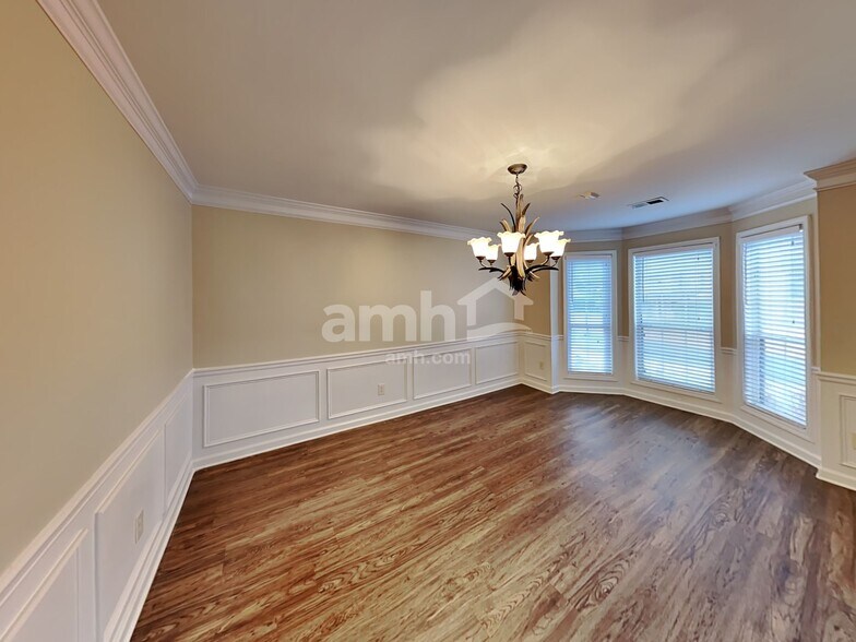 Building Photo - 2528 Howell Farms Way NW