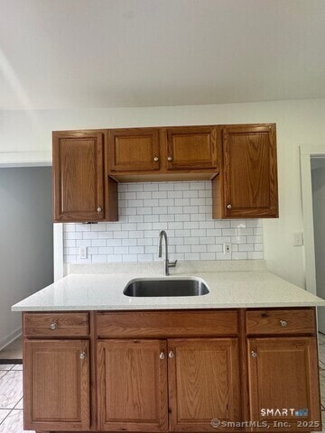 Building Photo - 142 Cowles St