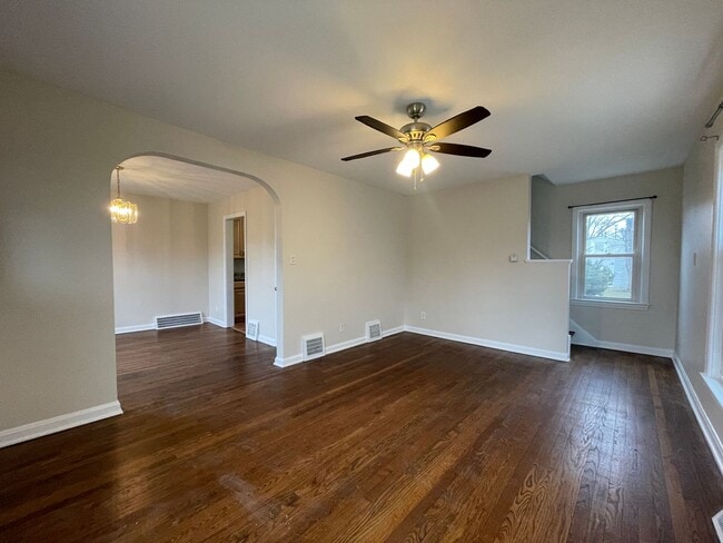 Building Photo - 52 Gould Ave