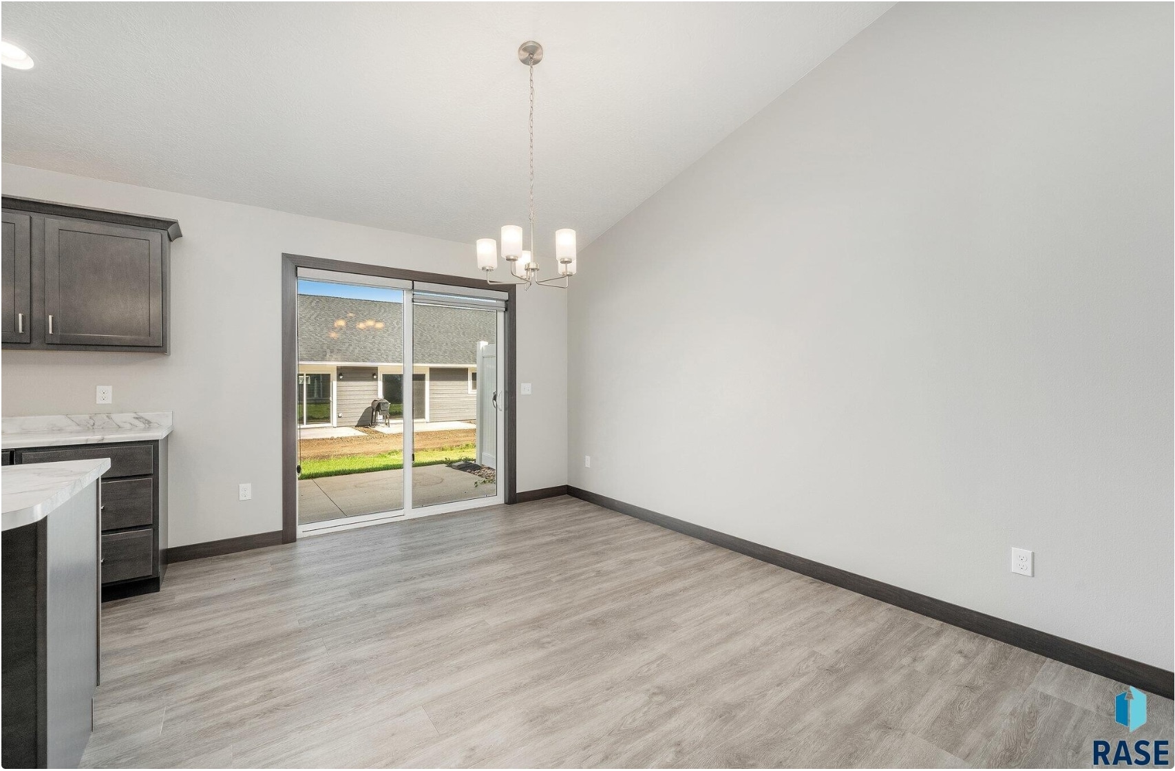 Building Photo - 4601 W 35th St N