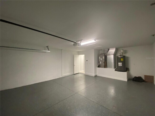 Building Photo - 3200 SW 129th Loop