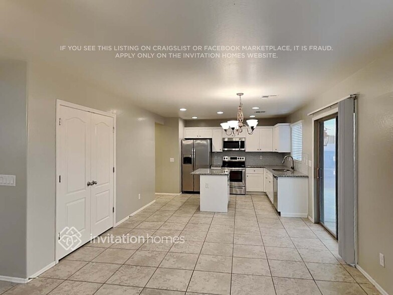 Building Photo - 27424 N 63rd Dr