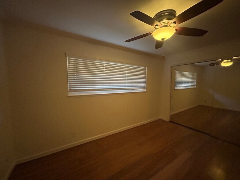 Building Photo - 1916 Felice Dr