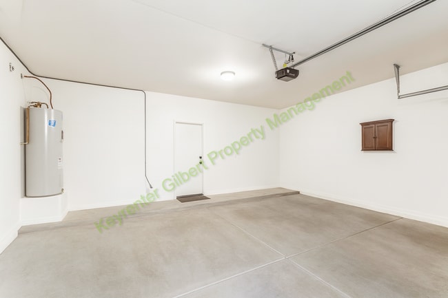 Building Photo - Modern Gilbert Home with Open Floor Plan & Private Yard – Minutes from Downtown Gilbert