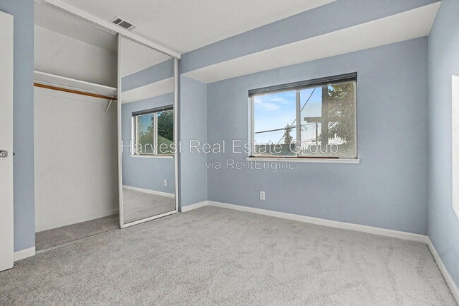 Building Photo - 148 Anderly Ct