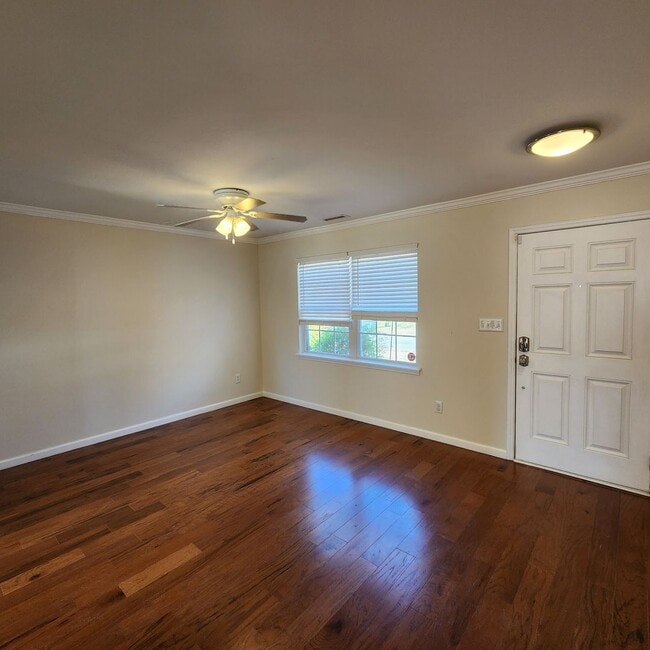 Building Photo - Beautiful Home for rent Durham NC