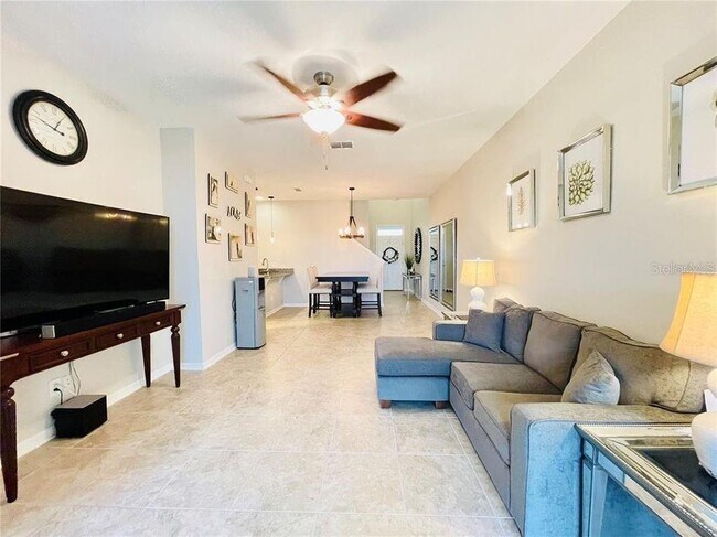 Building Photo - 17522 Promenade Dr