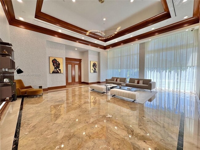 Building Photo - 16500 Collins Ave