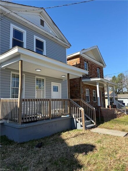 Building Photo - 1440 Lasalle Ave