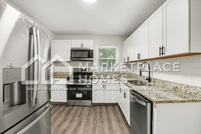 Building Photo - 2954 Hapeville Rd SW