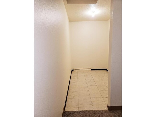 Building Photo - 524 N Grant St