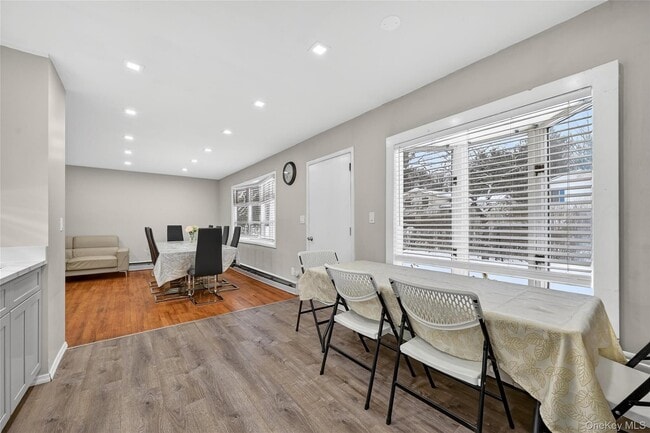 Building Photo - 28 Edward Ave