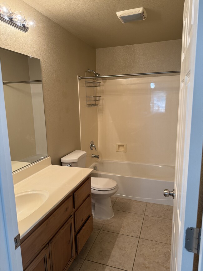 Building Photo - 2810 Orly Ct