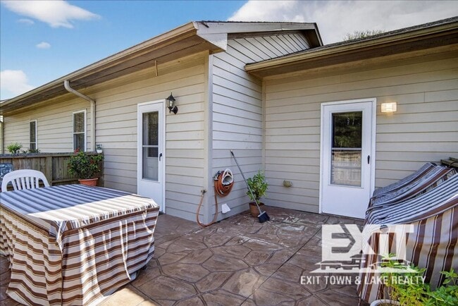 Building Photo - Beautiful Home in Beaver Creek