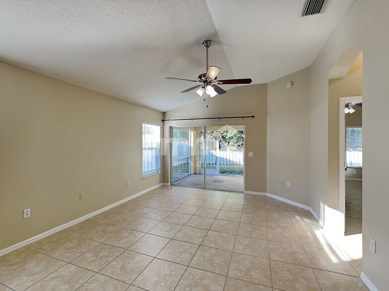 Building Photo - 12061 Winding Woods Way