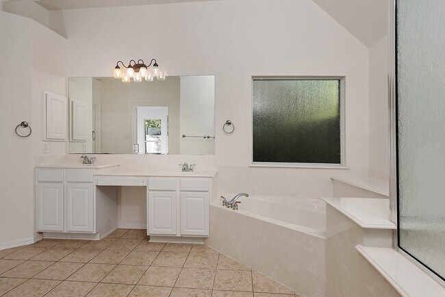 Building Photo - 54 Galway Pl