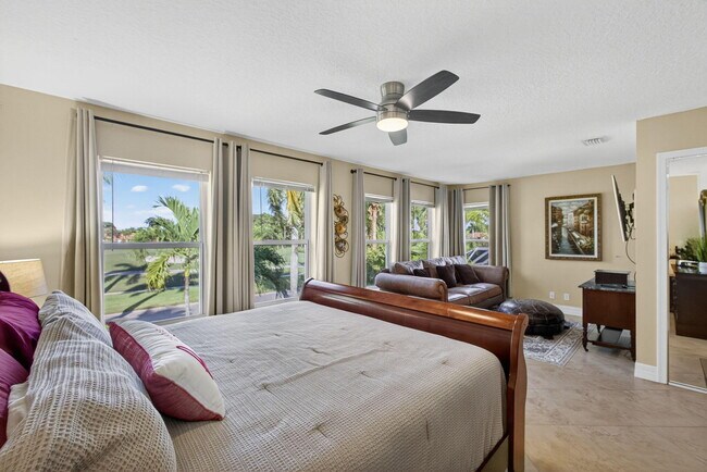 Building Photo - 8400 Heritage Club Dr