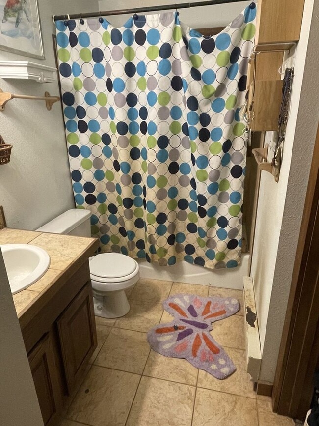 Building Photo - Mount CB 2 bedroom/ 2 bathroom condo available for 1 year lease!